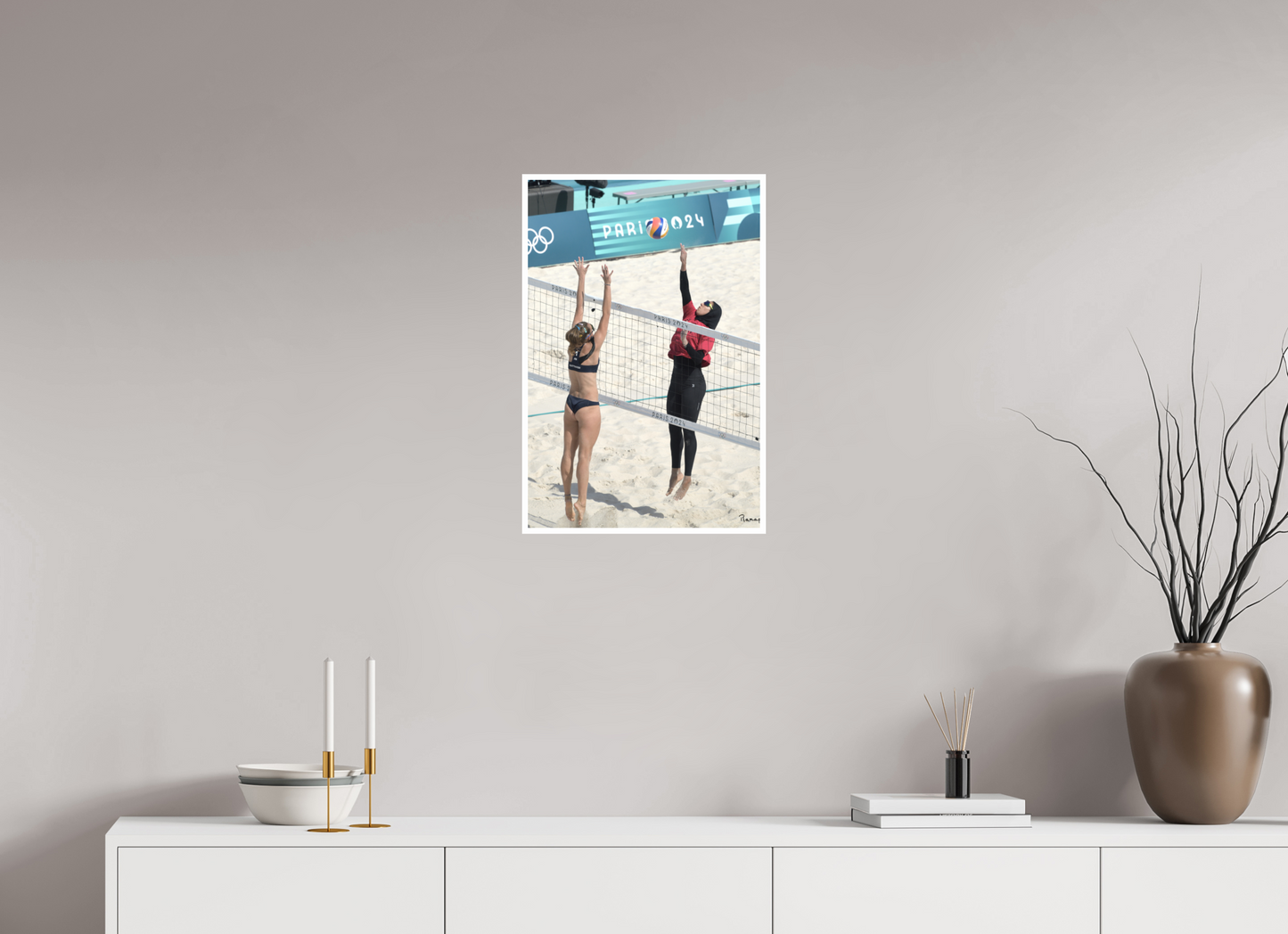 40 x 60 cm, Tirage Ultra Brillant [Picture]: JO Paris 2024 - Women beach volley at Eiffel Tower Stadium (1)