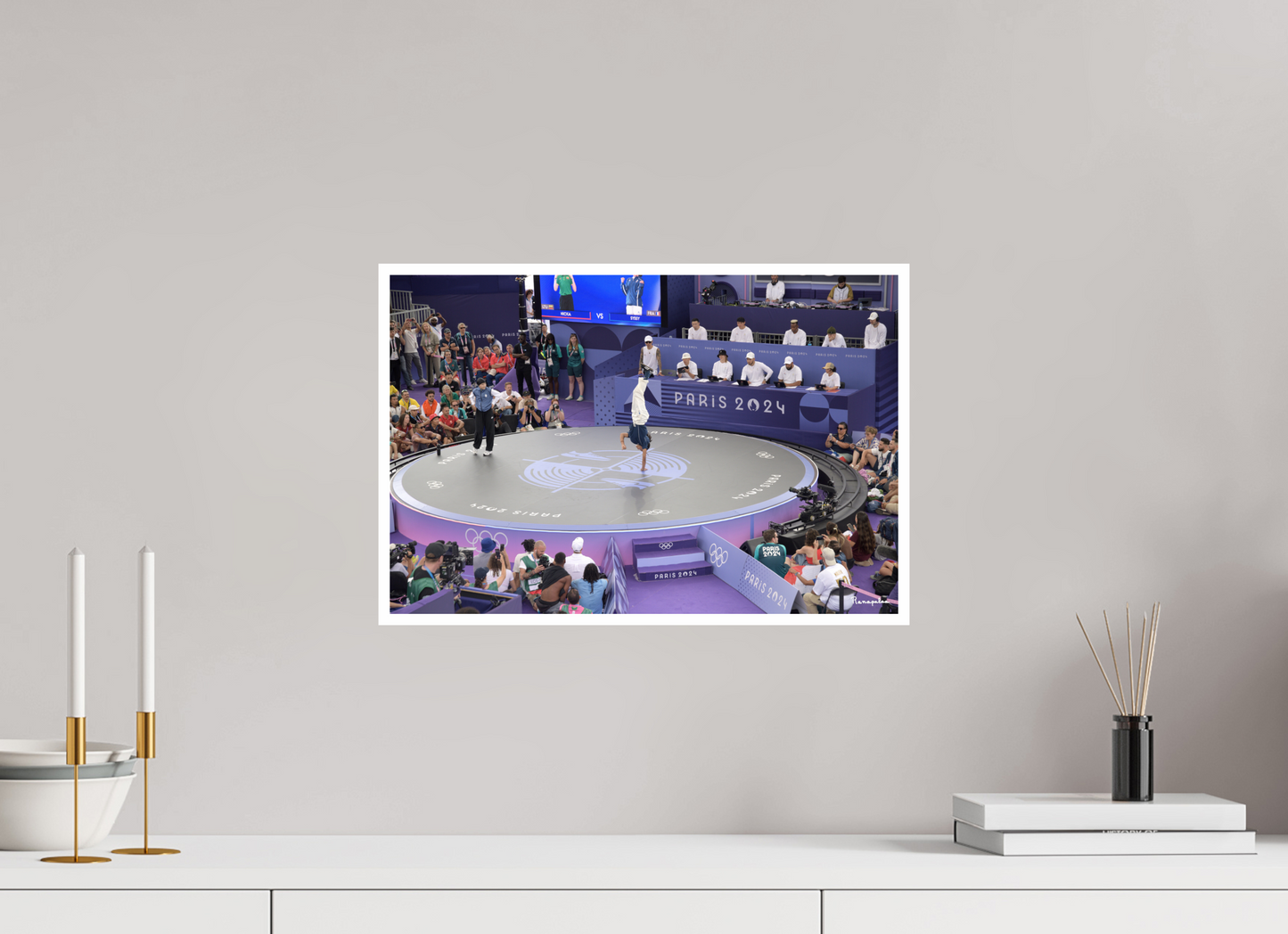 45 x 30 cm, Tirage Ultra Brillant [Picture]: JO Paris 2024 - Breaking at the urban park at La Concorde (2)