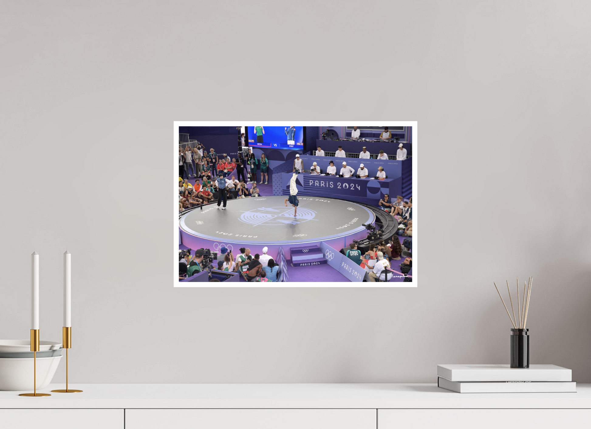 45 x 30 cm, Tirage Ultra Brillant [Picture]: JO Paris 2024 - Breaking at the urban park at La Concorde (2)