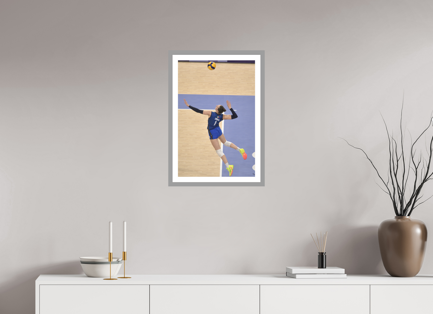40 x 60 cm, Impression fine art, cadre gris clair, verre anti-reflet et anti-UV [Picture]: JO Paris 2024 - Volley-ball- Women (6)