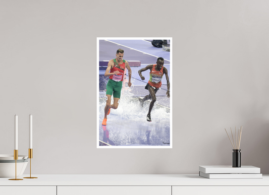 30 x 45 cm, Tirage Ultra Brillant [Picture]: JO Paris 2024 - Athletics - Men running at Stade de France